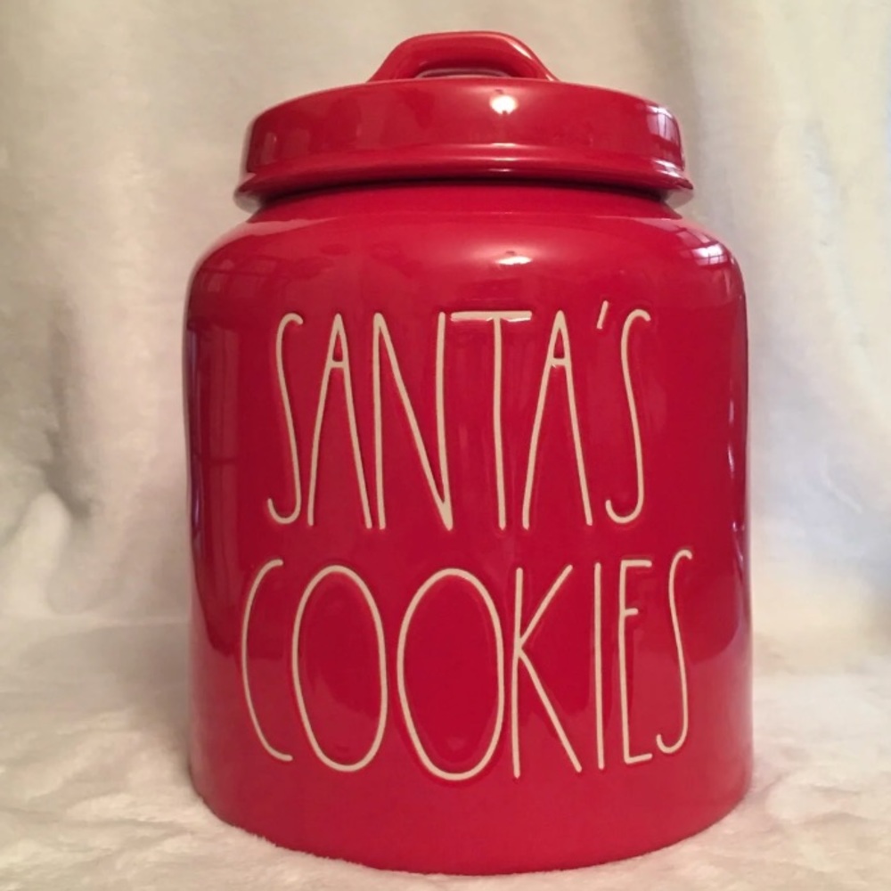 🎅🏻 SOLD!🎅🏻 Rae Dunn “Santa’s Cookies” canister